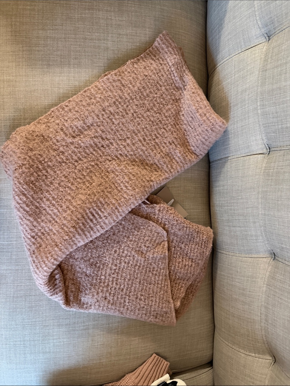 Crown Vintage Blush Pink Knit Wrap Scarf